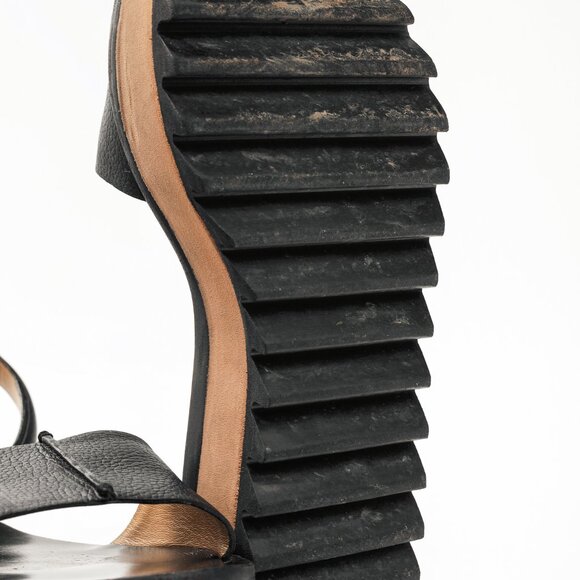 Balenciaga Black Pebbled Leather Ankle-Strap Flatform Sandals - Picture 5 of 11